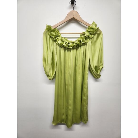 NWT Trina Turk Women's Gateway Off Shoulder Short Dress, Size XS, In Lime Green - Picture 1 of 11